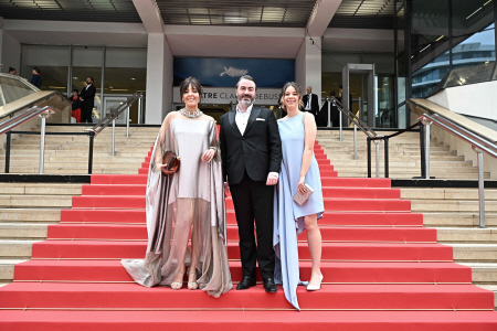 EL PRINCIPE JOAQUIN MORAT CON SU FAMIIA EN EL FESTIVAL DE CANNES