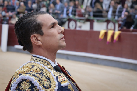 LOS TOREROS JOSE MARIA MANZANARES Y TOMAS RUFO SE LUCEN EN LAS VENTAS