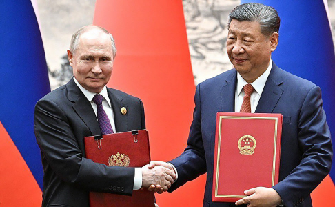 VLADIMIR PUTIN VISITA CHINA PARA CONSEGUIR APOYO MILITAR Y ECONOMICO PARA LA GUERRA