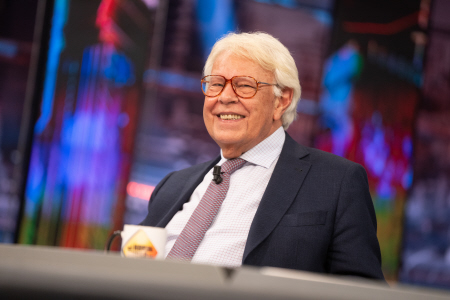 EL EX PRESIDENTE FELIPE GONZALEZ SE SIENTA A HABLAR EN EL HORMIGUERO