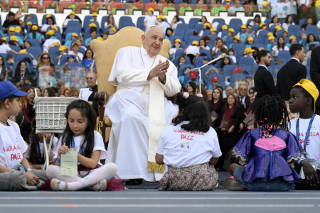 EL PAPA FRANCISCO ENCABEZA LA PRIMERA JORNADA MUNDIAL DE LA INFANCIA EN EL ESTADIO OLÍMPICO DE ROMA