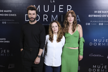 JAVIER REY Y ALMUDENA AMOR PRESENTAN ''LA MUJER DORMIDA'' EN MADRID