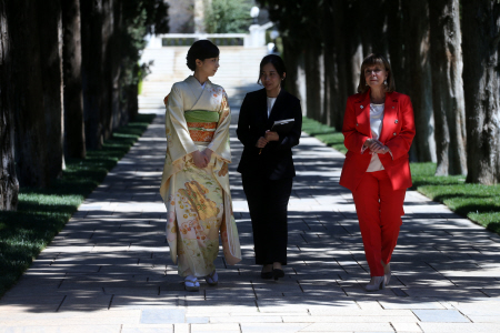 LA PRINCESA KAKO RECIBE A LA PRESIDENTA GRIEGA