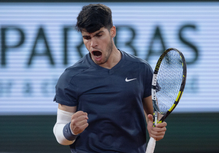 TENIS: CARLOS ALCARAZ EN ACCIÓN DURANTE LA COMPETICION ROLAND GARROS EN FRANCIA